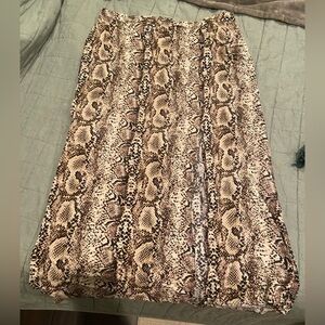 Wild Fable Snake Skin Skirt with slit XL